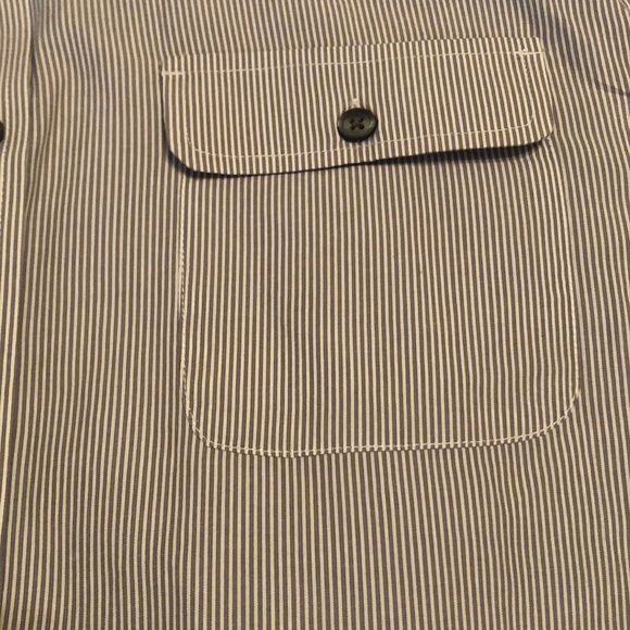 Kenneth Cole NY, Gray & White Stripped Button Top - Picture 2 of 8